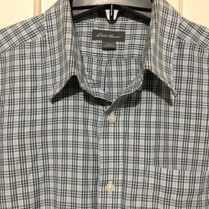 Eddie Bauer MENS Buttons Down Shirt Size L